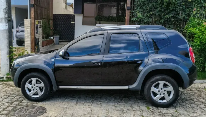 Renault Duster Dynamique 2.0 Hi-flex 16V Aut. 2014