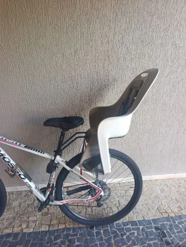  Cadeirinha infantil para passeio bicicleta