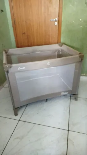 Berço cercado seminovo marca Burigotto