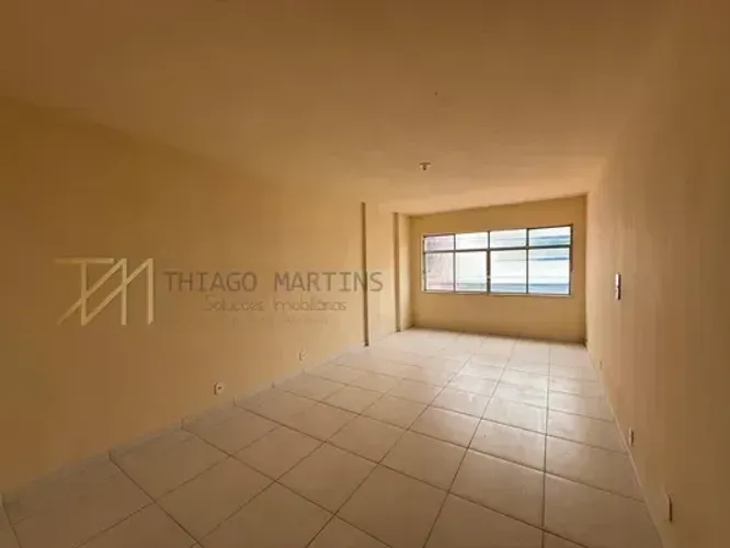 Centro comercial para aluguel possui 28 metros quadrados em Campo Grande - Rio de Janeiro 