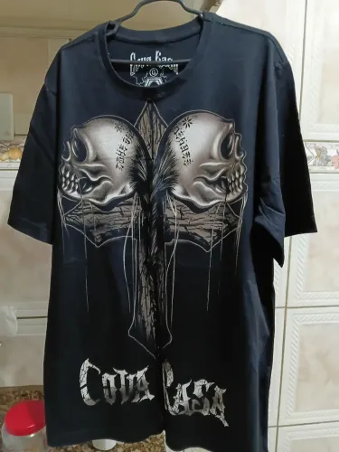 Camisa ' COVA RASA'.