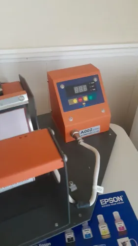 Impressora Sublimática Epson e prensa de caneca