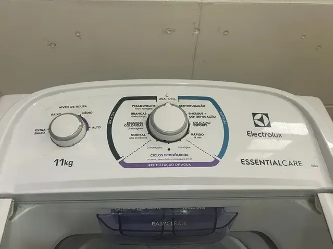MAQUINA DE LAVAR ROUPA ELECTROLUX IMPERDÍVEL! MODELO LES 11. CAPACIDADE 11 KG, BRANCA.