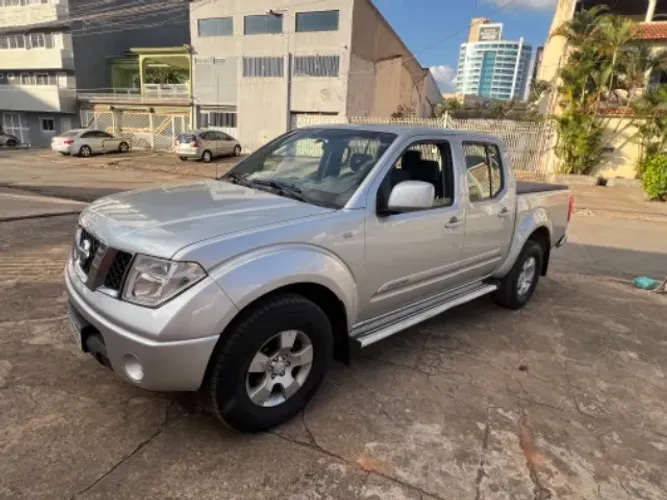 Nissan Frontier XE CD 4X4 2.5 TB Diesel 2012
