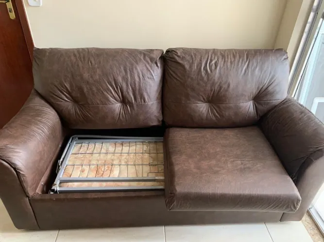 Sofá cama em ótimo estado