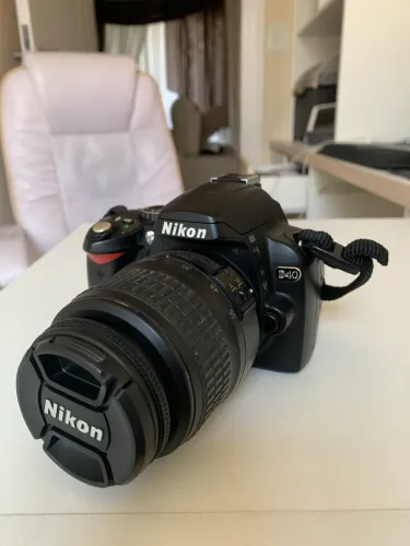 Câmera fotográfica Nikon D40 DSLR