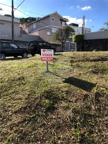 Terreno à Venda