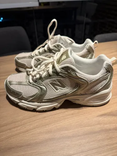Tênis New Balance 530 - Nº 35