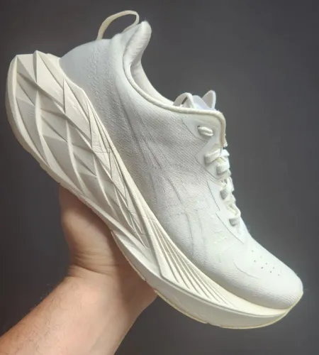 Tênis Asics Novablast 4 Branco Original Nº 39 Excelente Estado - Unissex