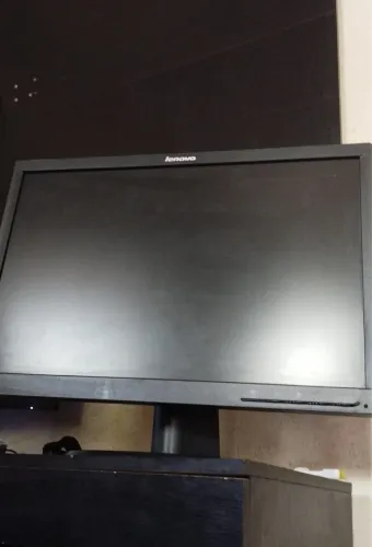 Monitor Lenovo HD "22