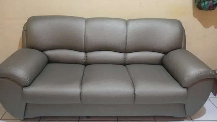 Sofá 3 lugares