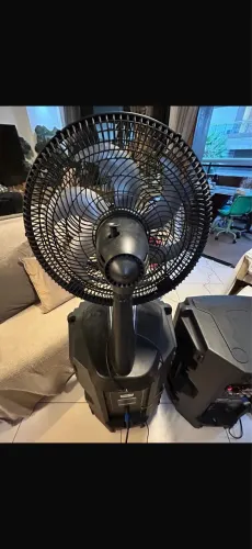 Ventilador usado em excelente estado potente