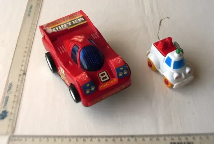 Brinquedos - Carrinhos Eletrônicos Com Defeito (Para Aproveitamento e Peças)