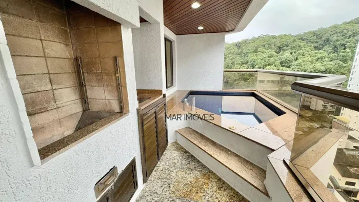 Apartamento com 3 dormitórios à venda, 140 m² por R$ 850.000 - Pitangueiras - Guarujá/SP