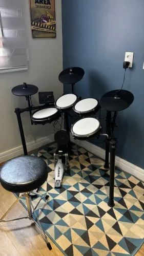 Alesis Nitro Max Completa | Bateria Eletrônica Mesh | Bluetooth