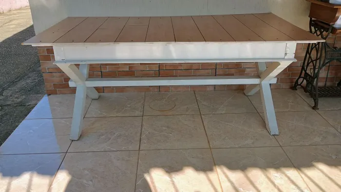 Mesa grande de madeira 