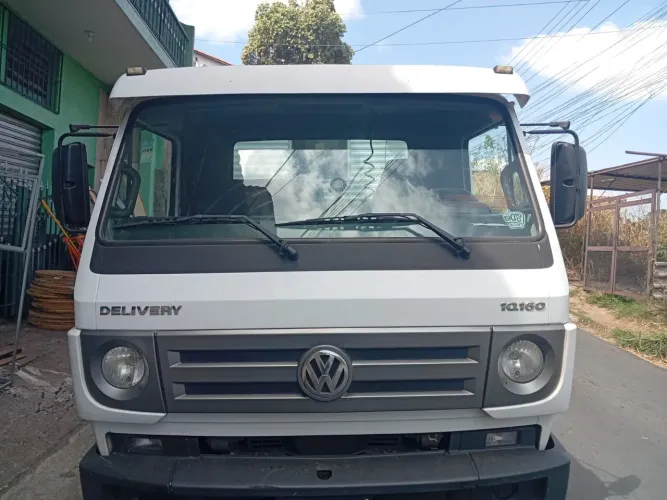 Caminhão VW 10.160 DRC 4X2 124.000 Km