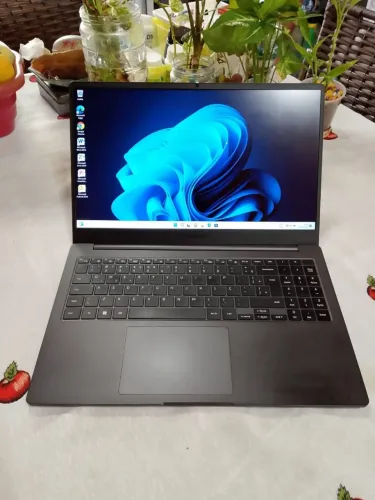 NOTEBOOK SAMSUNG GALAXI CORE I3 12° GERAÇÃO SSD NVME 256GB/ 4 DE RAM DDR 4 WINDOWS 11