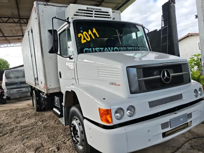 Mercedes - Benz L 1318 Eletrônica 2011