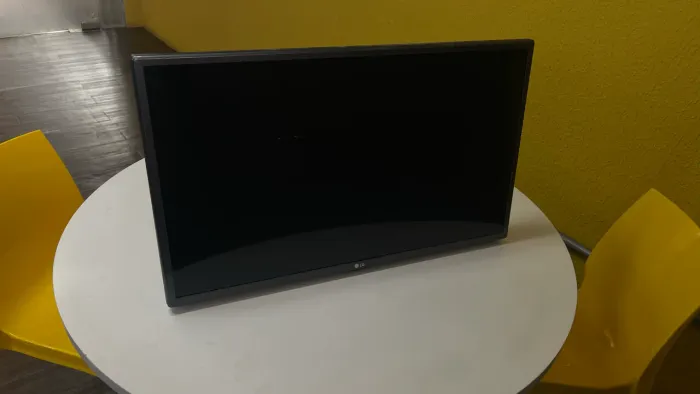 TV LG 32LH570B - Lote com 7