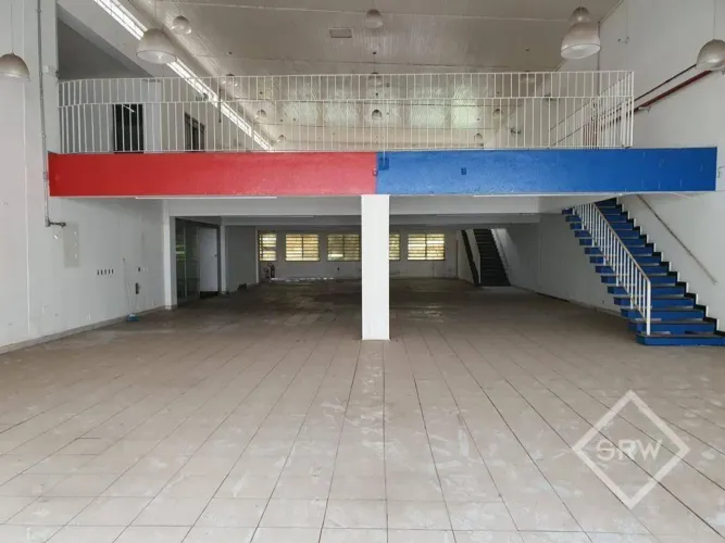 LOJA PARA LOCAÇÃO - 977 M² - CENTRO - PEDREIRA/SP
