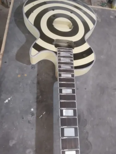 Pintura de instrumentos musicais
