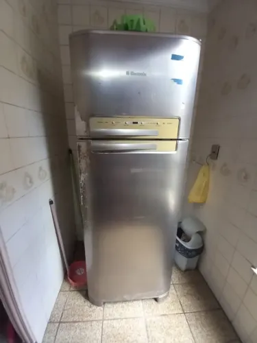 Geladeira Electrolux DF48X Frost Free Inox 411L - Gelando Tudo! (Oportunidade)