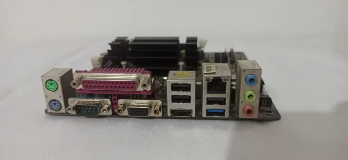 Placa-mãe ASROCK D1800B-ITX ddr3