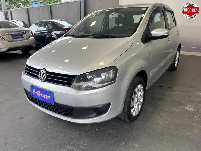 Volkswagen Fox 1.0 MI Total Flex 8V 5P 2013