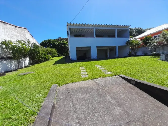 Casa independente 2qtos amplo quintal - Praia de Iguabinha - Araruama