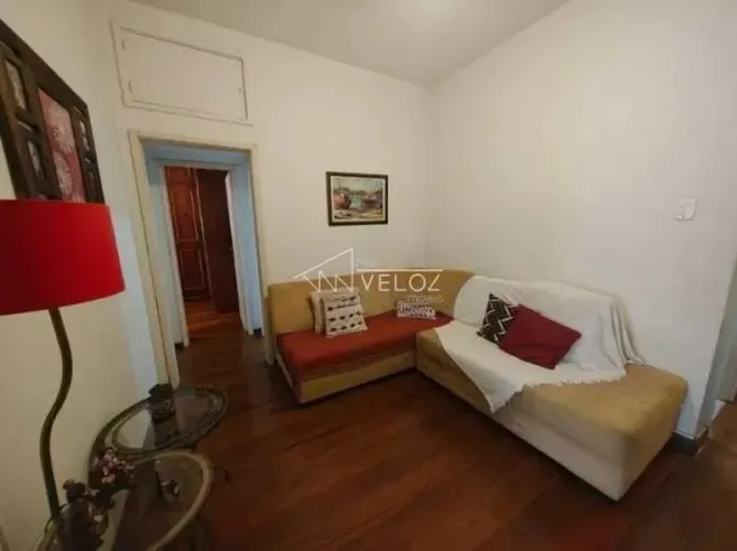 Apartamento : Padrão / Residencial / Catete