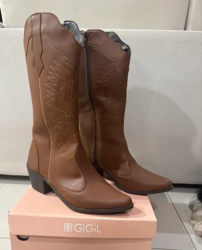 Bota 38 nunca usada