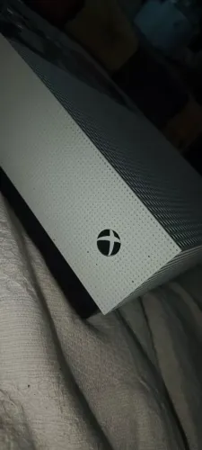 Xbox One S 700GB