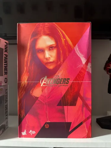 HOT TOYS SCARLET WITCH
