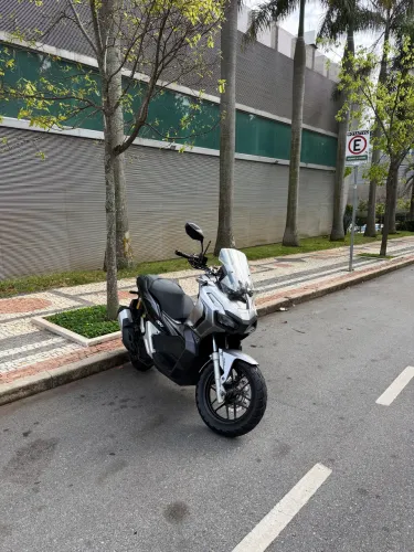 Honda ADV 2023
