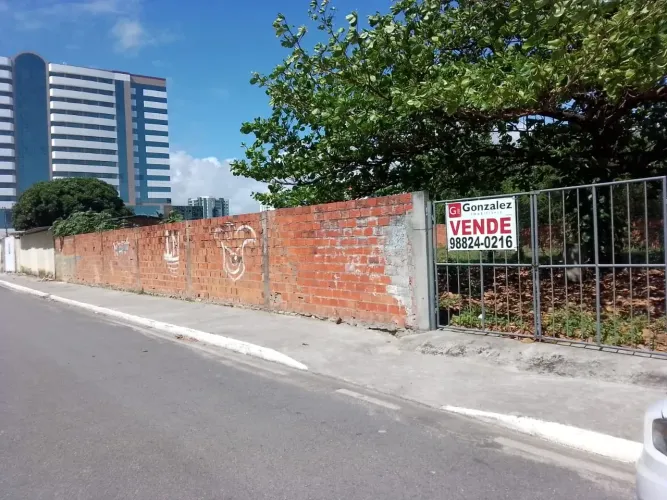 TERRENO 810M² NO JARDINS PARA VENDA