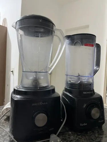 Vende-se liquidificadores com defeito para retiradas de peças