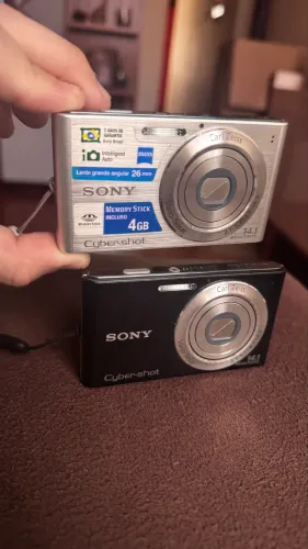 Kit com 2 câmeras Sony Cyber-shot DSC-W320 (veja a descrição)