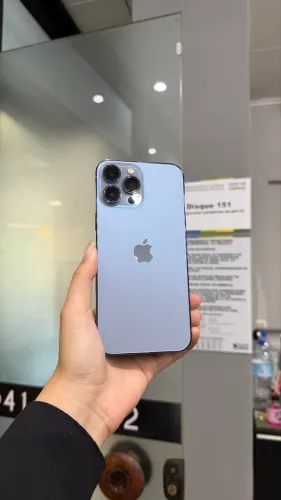 Excelente 13 Pro Max Azul 256 GB