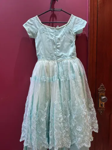Vestido social infantil verde claro
