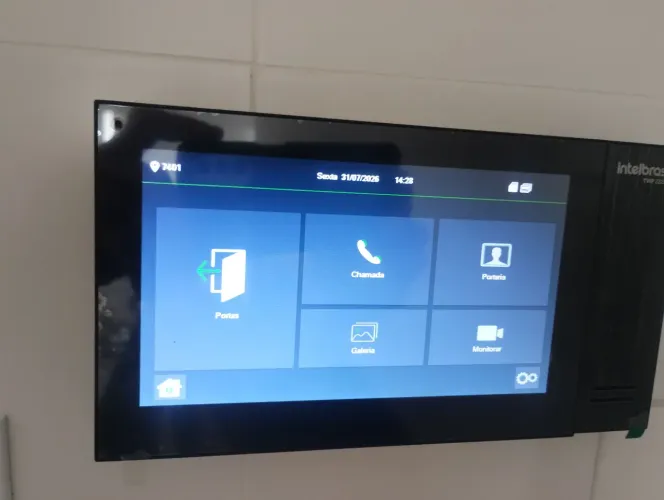 Porteiro Eletrônico Interno Intelbras TVIP 2221 - Tela Touch 7" IP - Estado de Novo