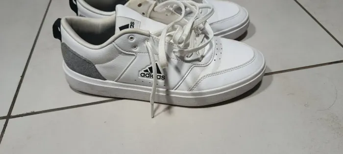Tênis Adidas street park