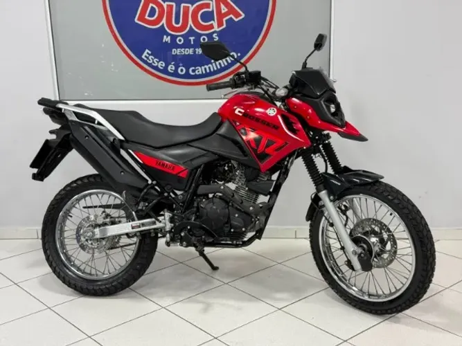 Crosser 150 S 2024 vermelha