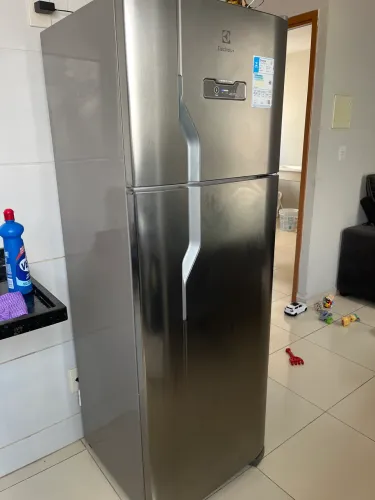 Geladeira frost free Electrolux