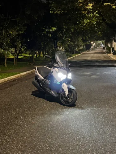 Xmax 250 - Sem Detalhe