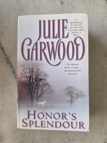 Livro em Inglês Honor's Splendor de Julie Garwood