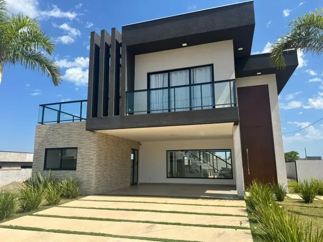 Sobrado para venda com 262 metros quadrados com 4 quartos em Jardim Ninho Verde II - Pardi
