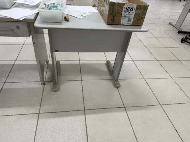 MESAS DE ESCRITÓRIO