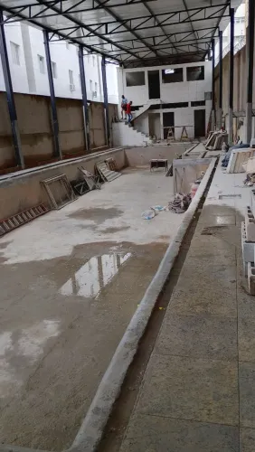 Ajudante / Servente de obra