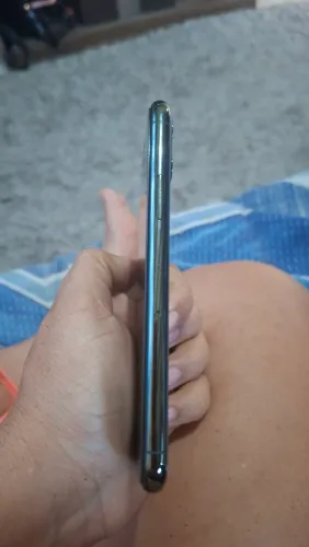 VENDO 1 IPHONE 11 PRO SEMI-NOVO.